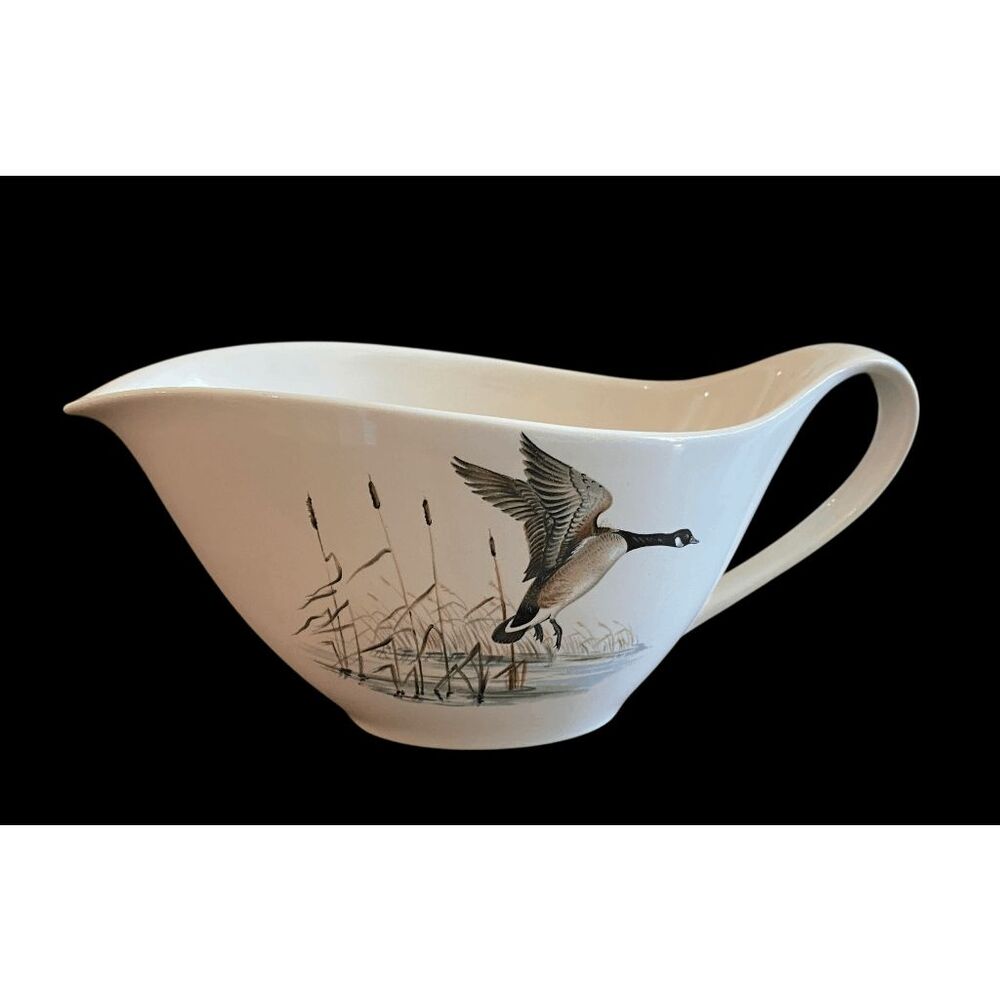Vintage Villeroy & Boch‎ Luxembourg Geese Gravy Boat